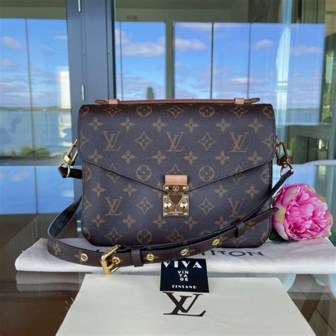 louis vuitton pochette metis wachtlijst 2019|louis vuitton pochette metis vintage.